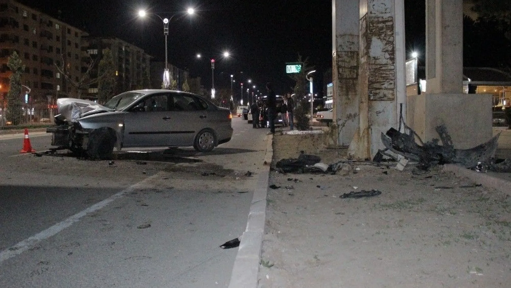 Elazığ'da feci kaza: 3 yaralı
