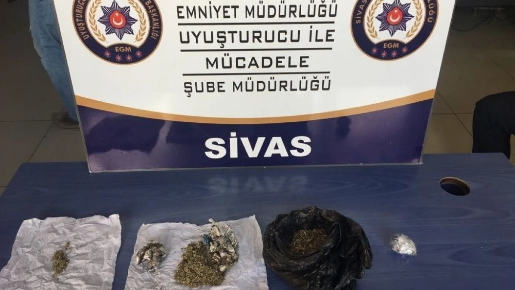 Sivas'ta uyuşturucu operasyonu: 5 gözaltı
