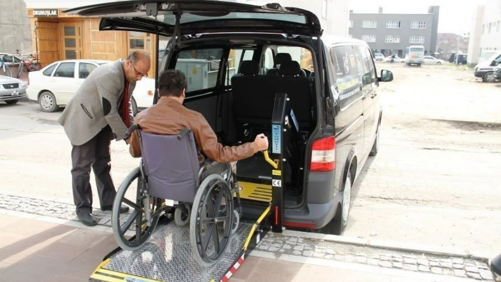 Engelli Vatandaşlara Engelsiz Hizmet
