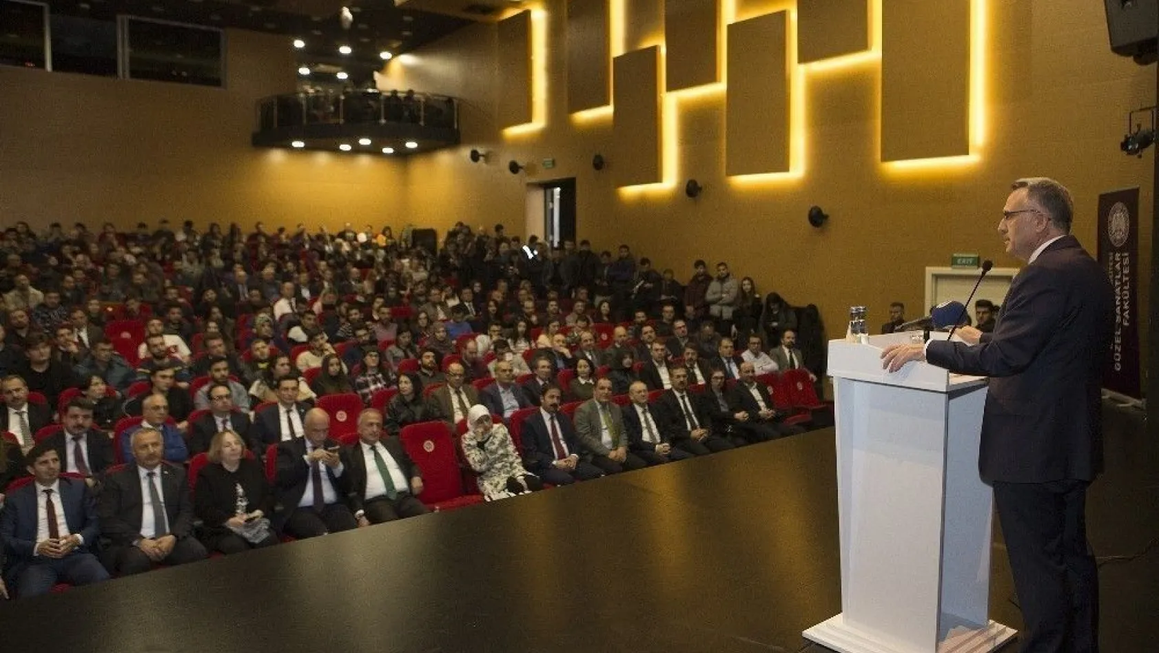 Maliye Bakanı Naci Ağbal: 'Eğitime yaptığımız yatırım 2 kat arttı'
