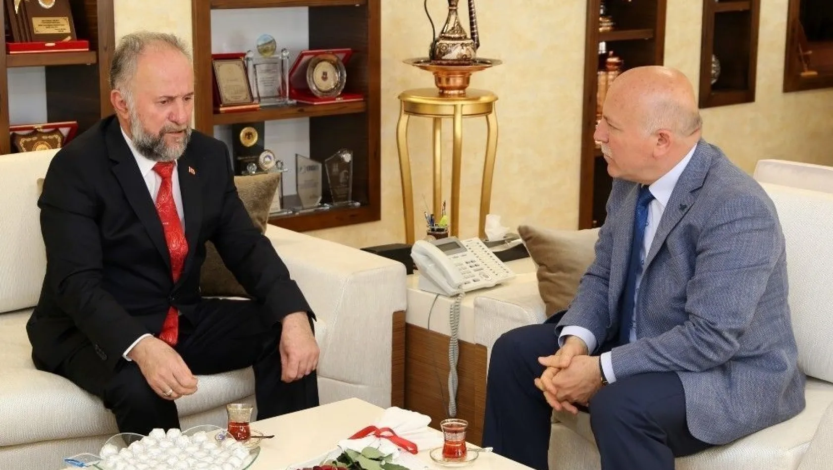 Erzurum İl Müftüsü Sula, Başkan Sekmen'i ziyaret etti
