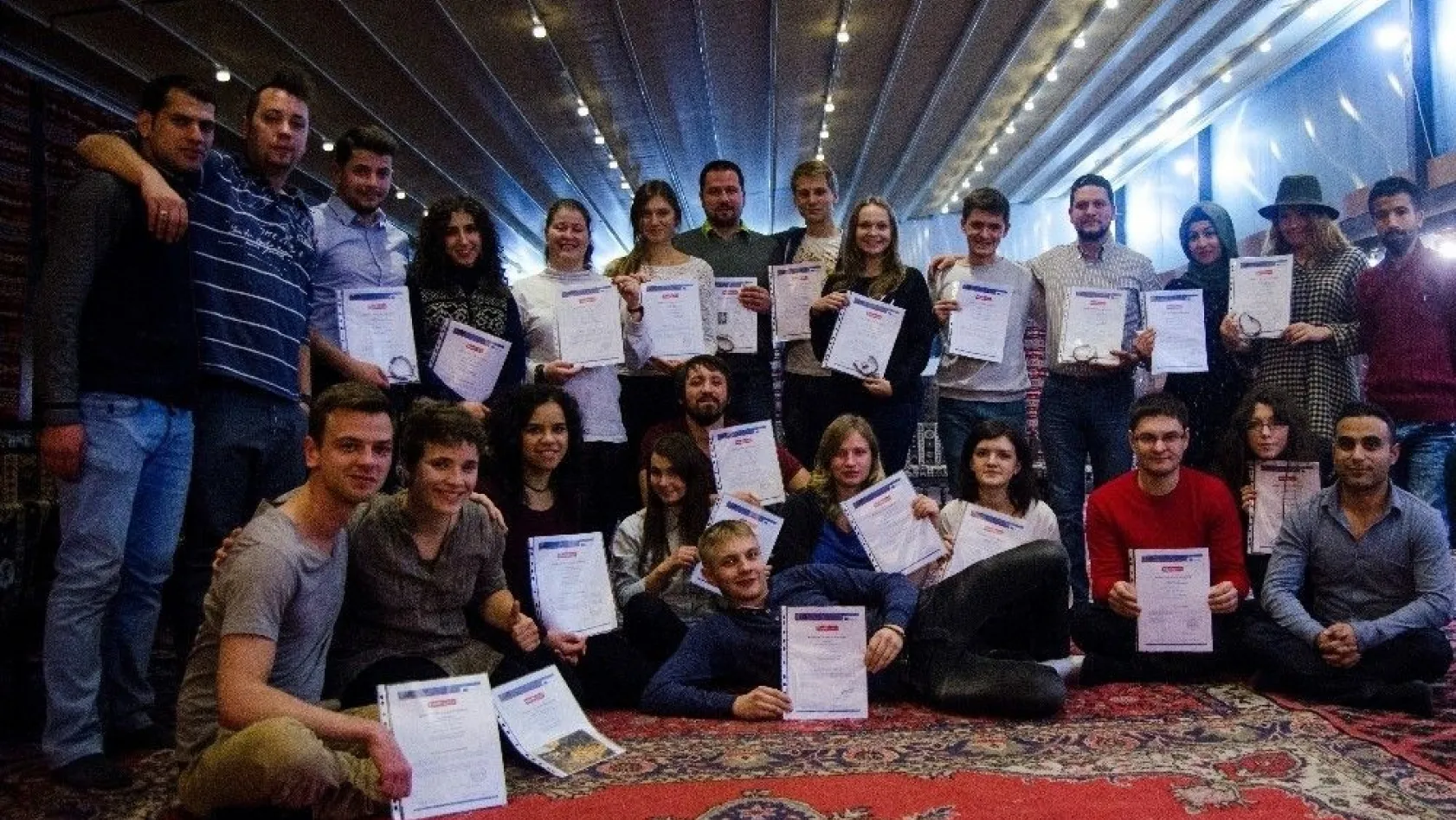 Gençlik ve Değişim Derneği 23 genci Avrupa'ya gönderiyor
