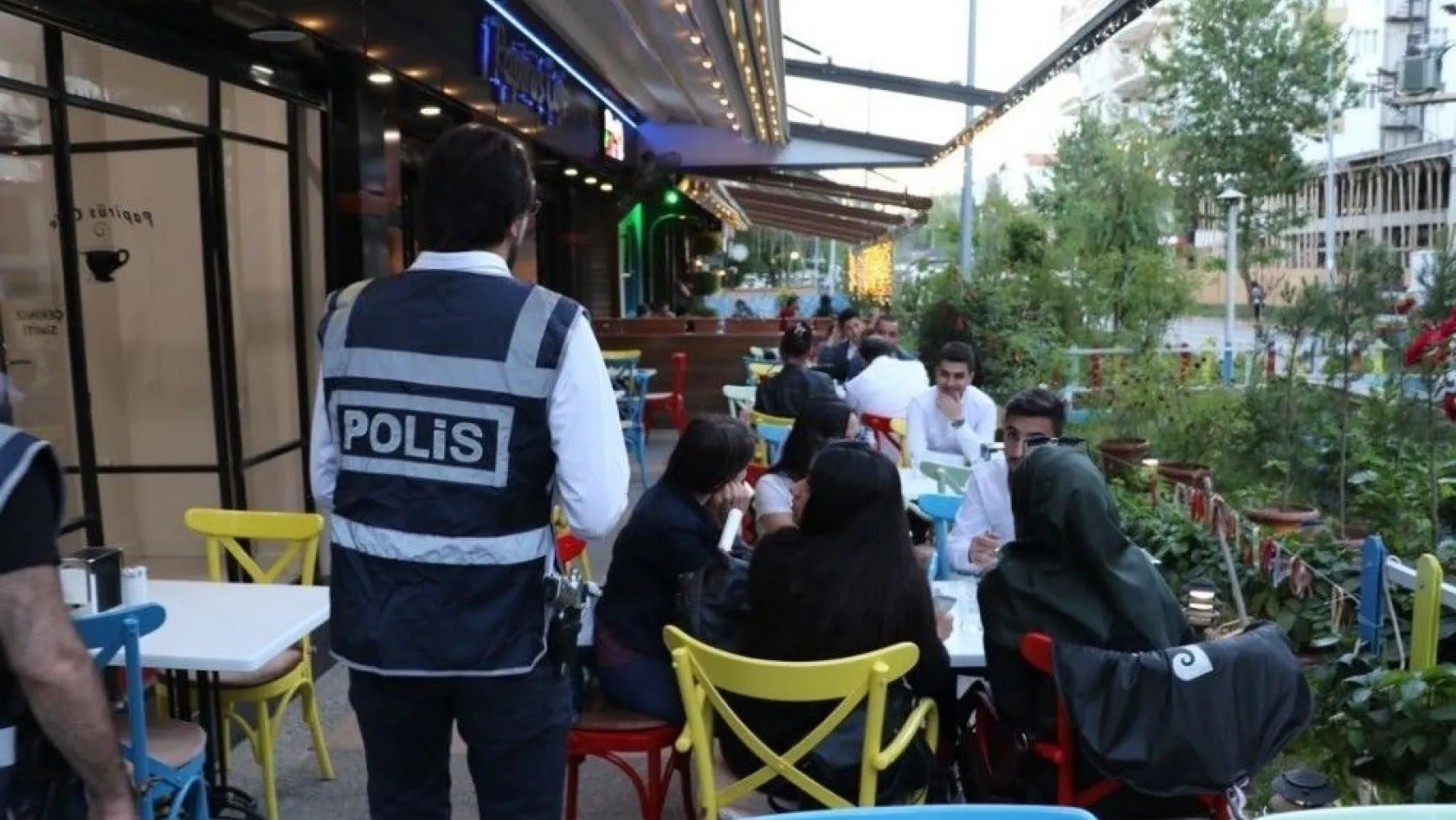 Diyarbakır'da bin güvenlik görevlisi ile asayiş uygulaması
