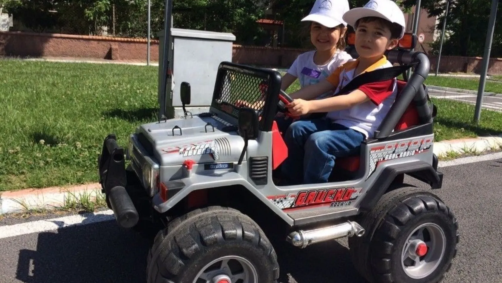 Dulkadiroğlu Belediyesi'nden miniklere trafik eğitimi
