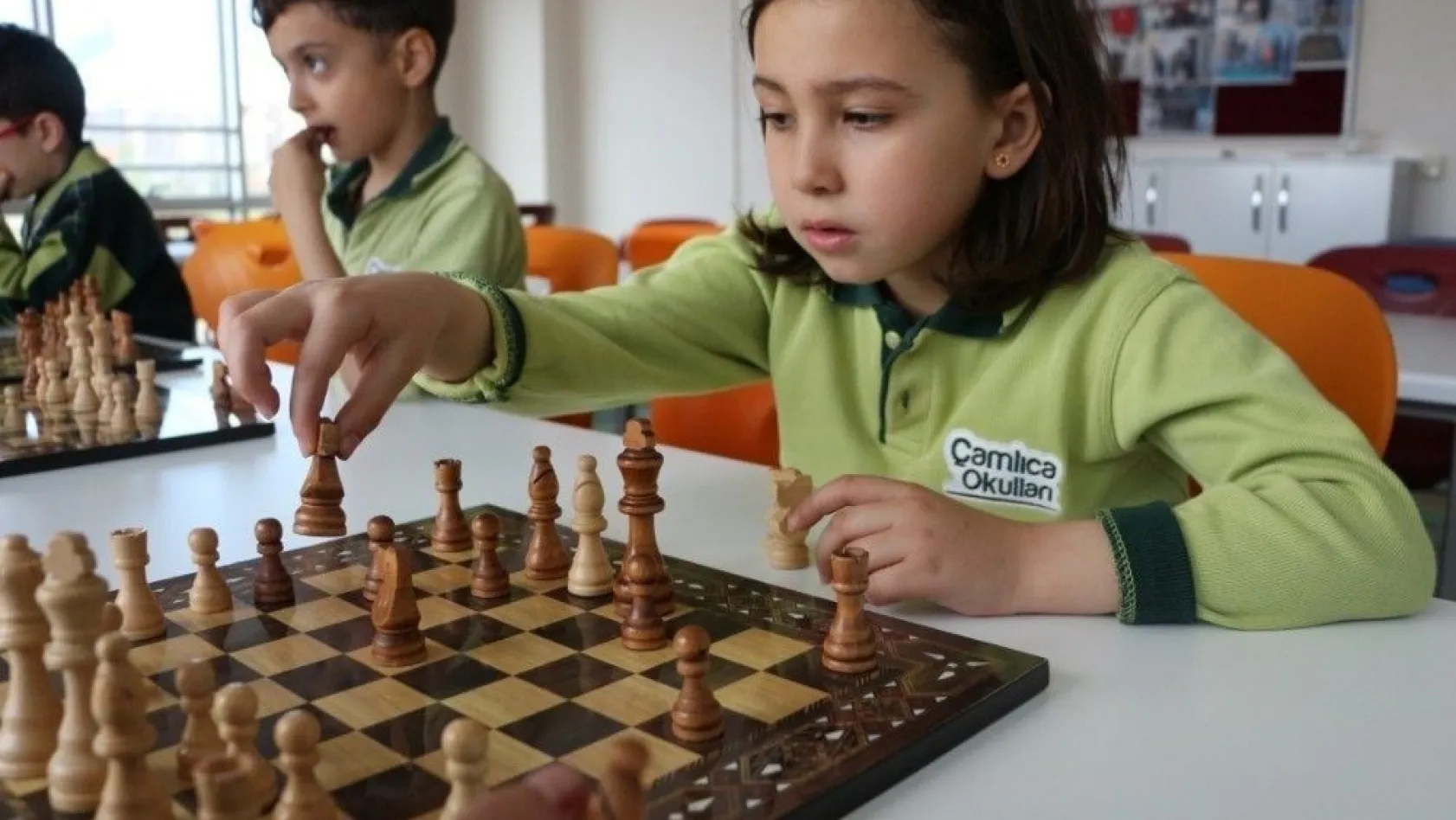 Çamlıca Okullarında satranç şenliği
