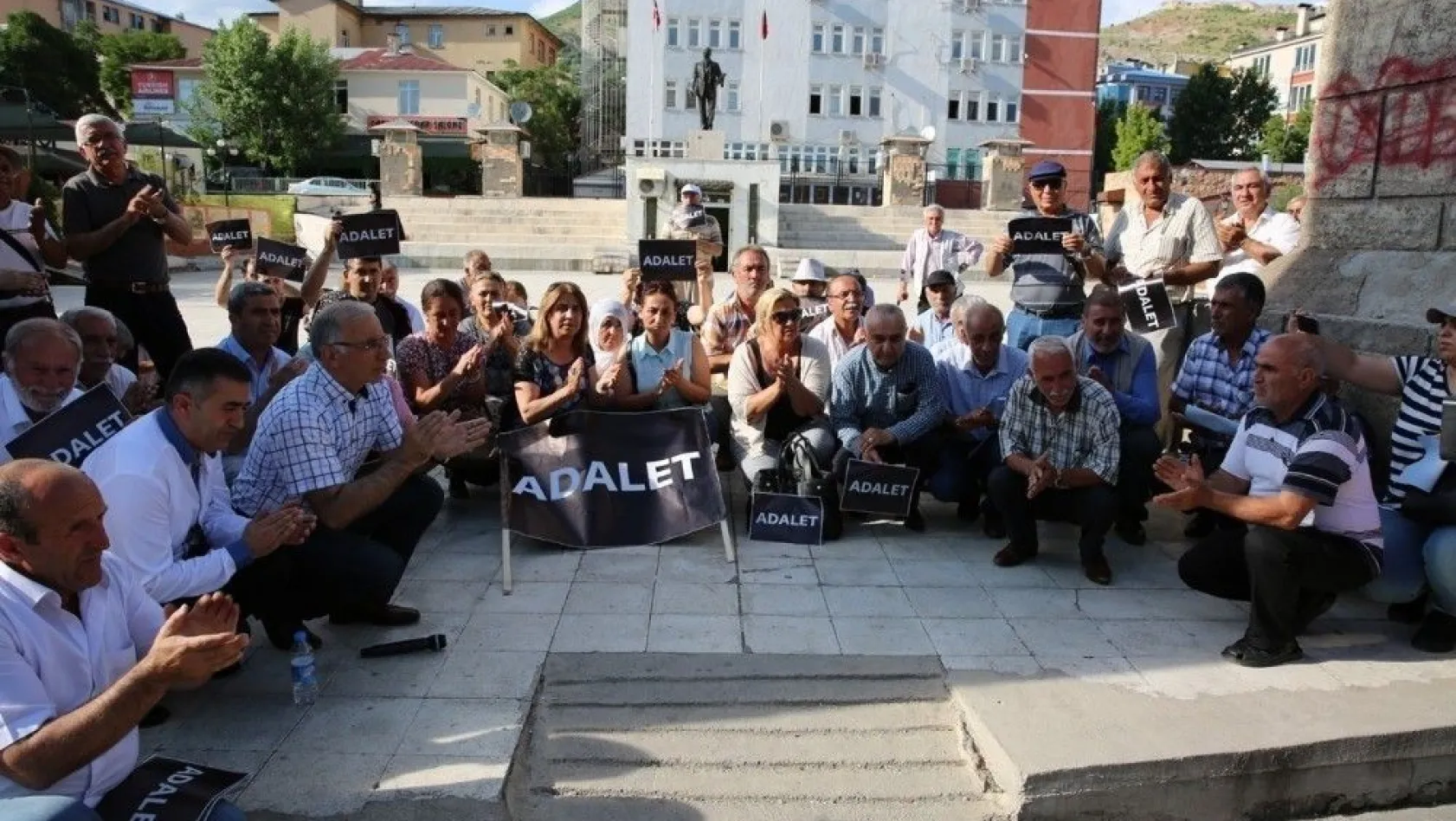 Yürüyen Kılıçdaroğlu'na memleketinden oturmalı destek
