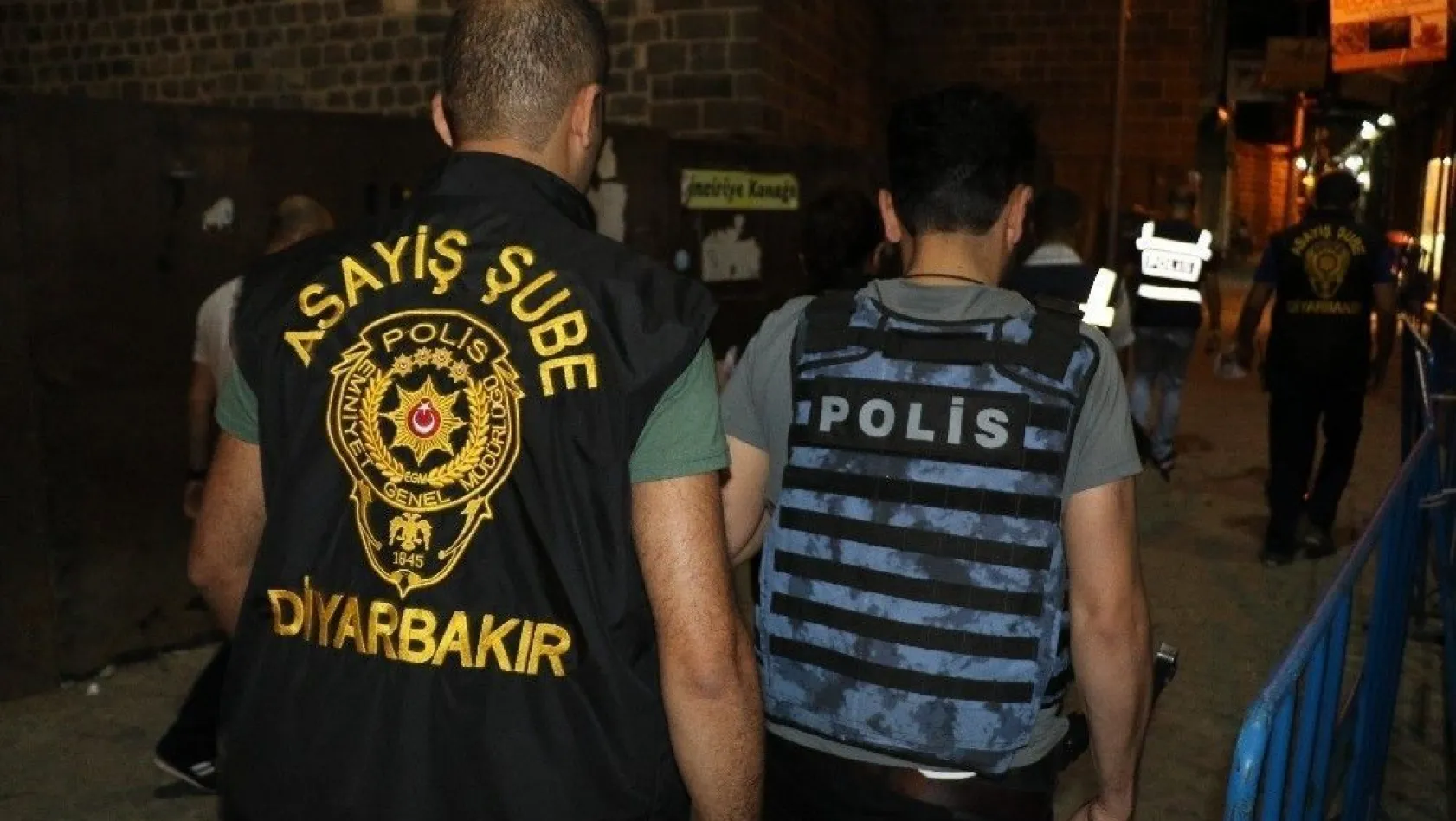 Diyarbakır'da huzur operasyonu
