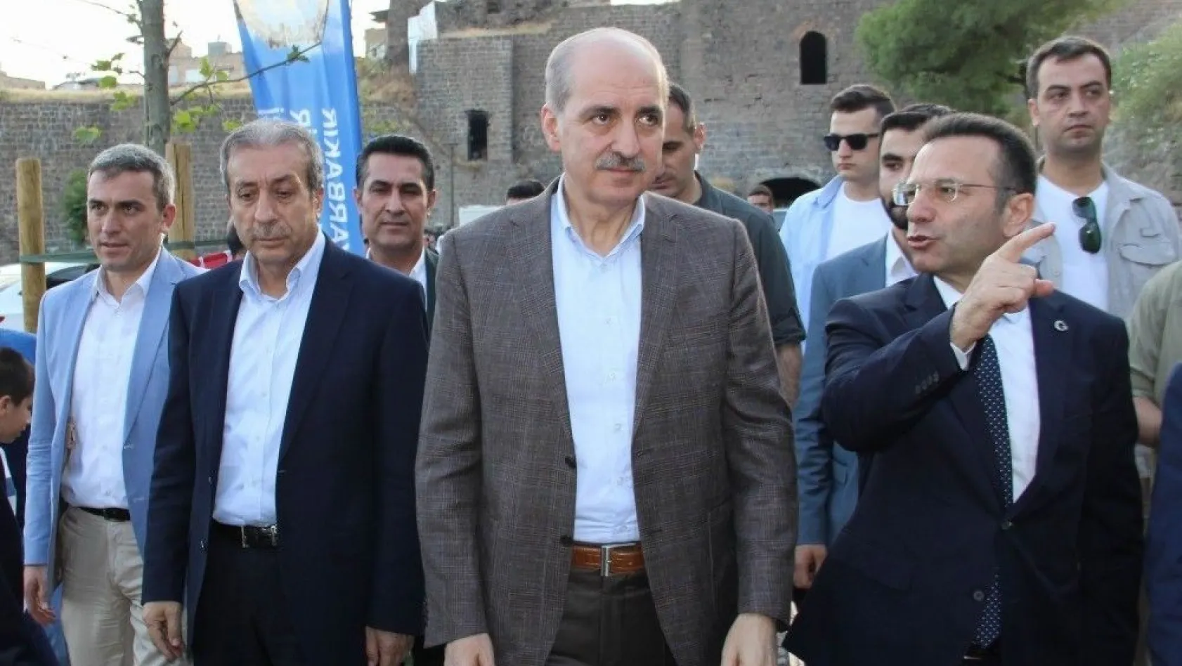 Başbakan Yardımcısı Kurtulmuş Diyarbakır'da
