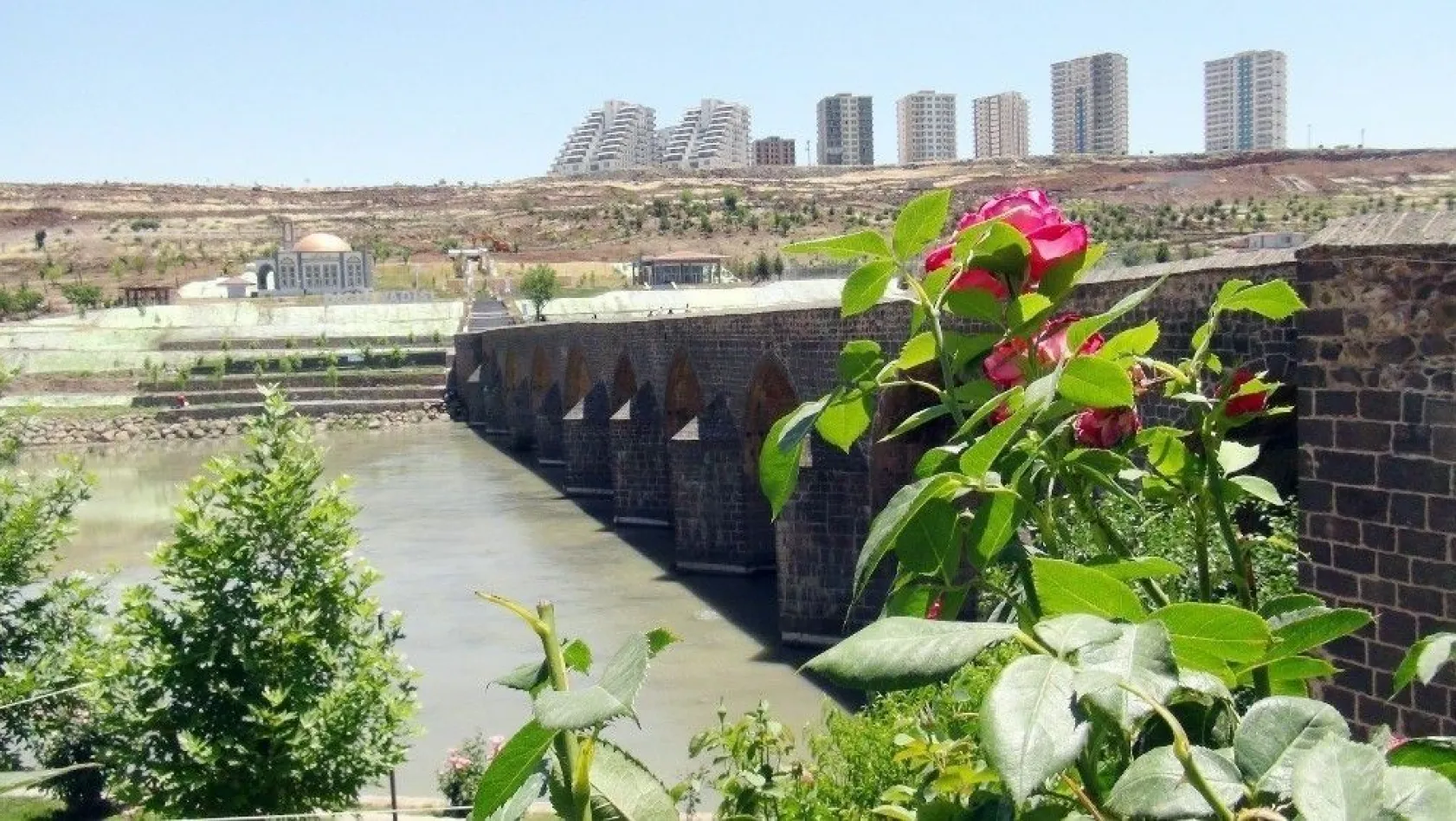 Bayramda Diyarbakır'a turist akını
