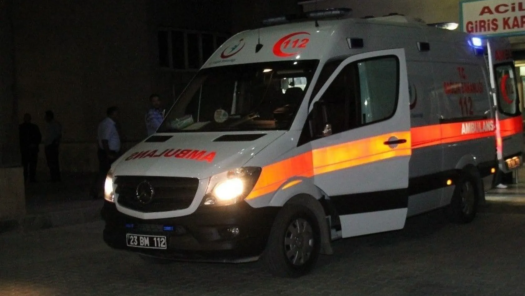 Elazığ'da bir garip olay, cesedi ambulansa verip kaçtılar