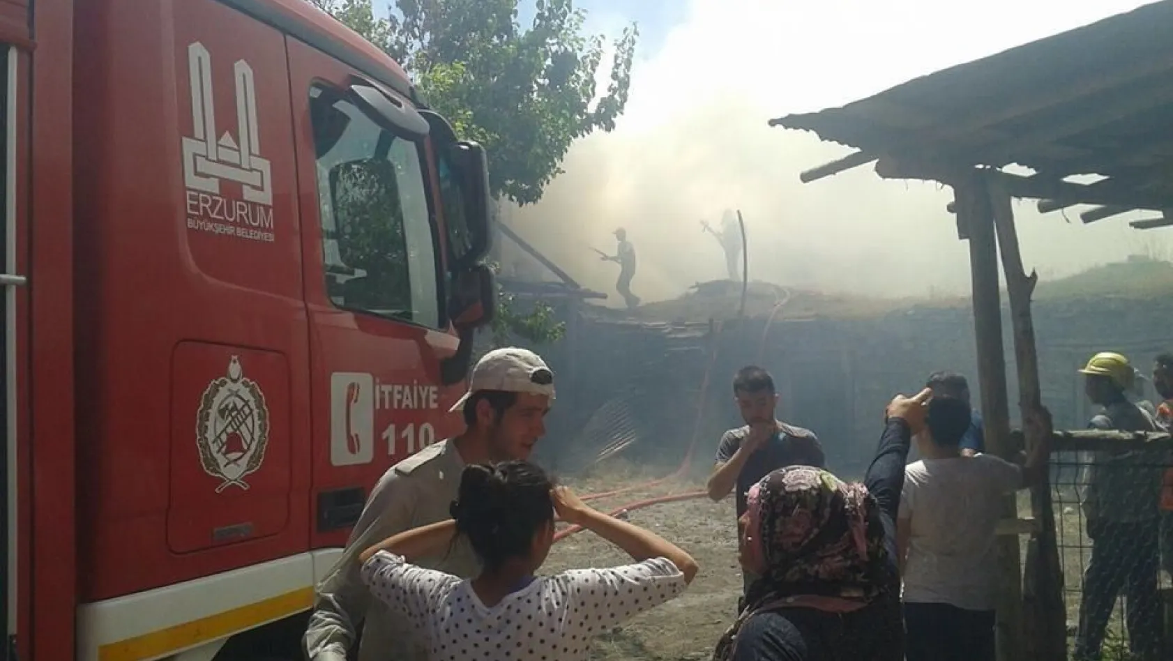 Vişneli Köyü'nde korkutan yangın
