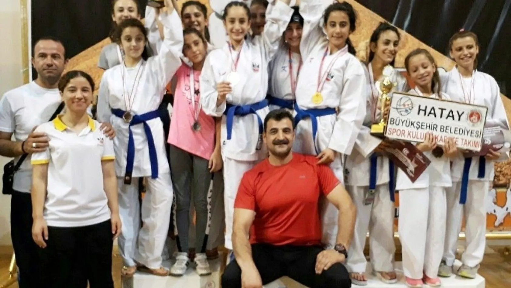 Diyarbekirspor karatecileri Adıyaman'da şov yaptı
