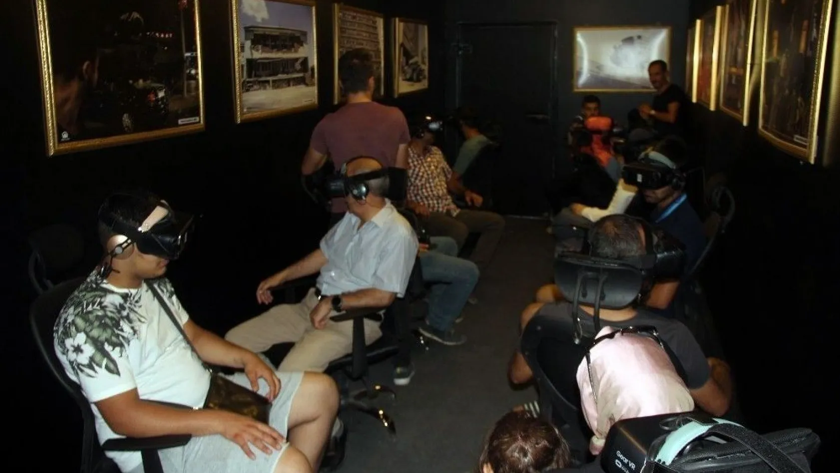 360 derece sanal gerçeklik darbe tırı Sivas'ta
