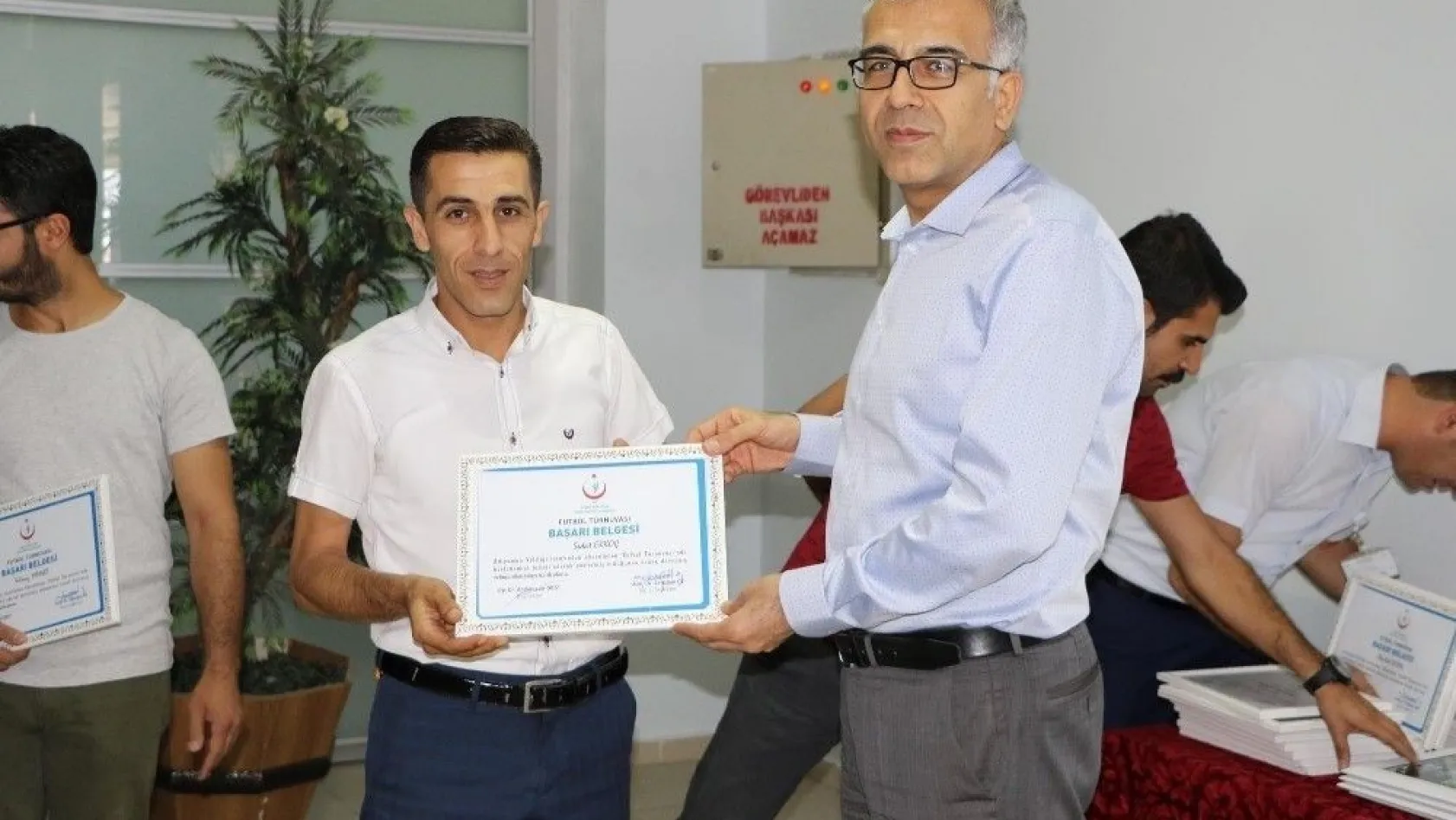 Kahta Devlet Hastanesi Futbol Takımı ödüllendirildi
