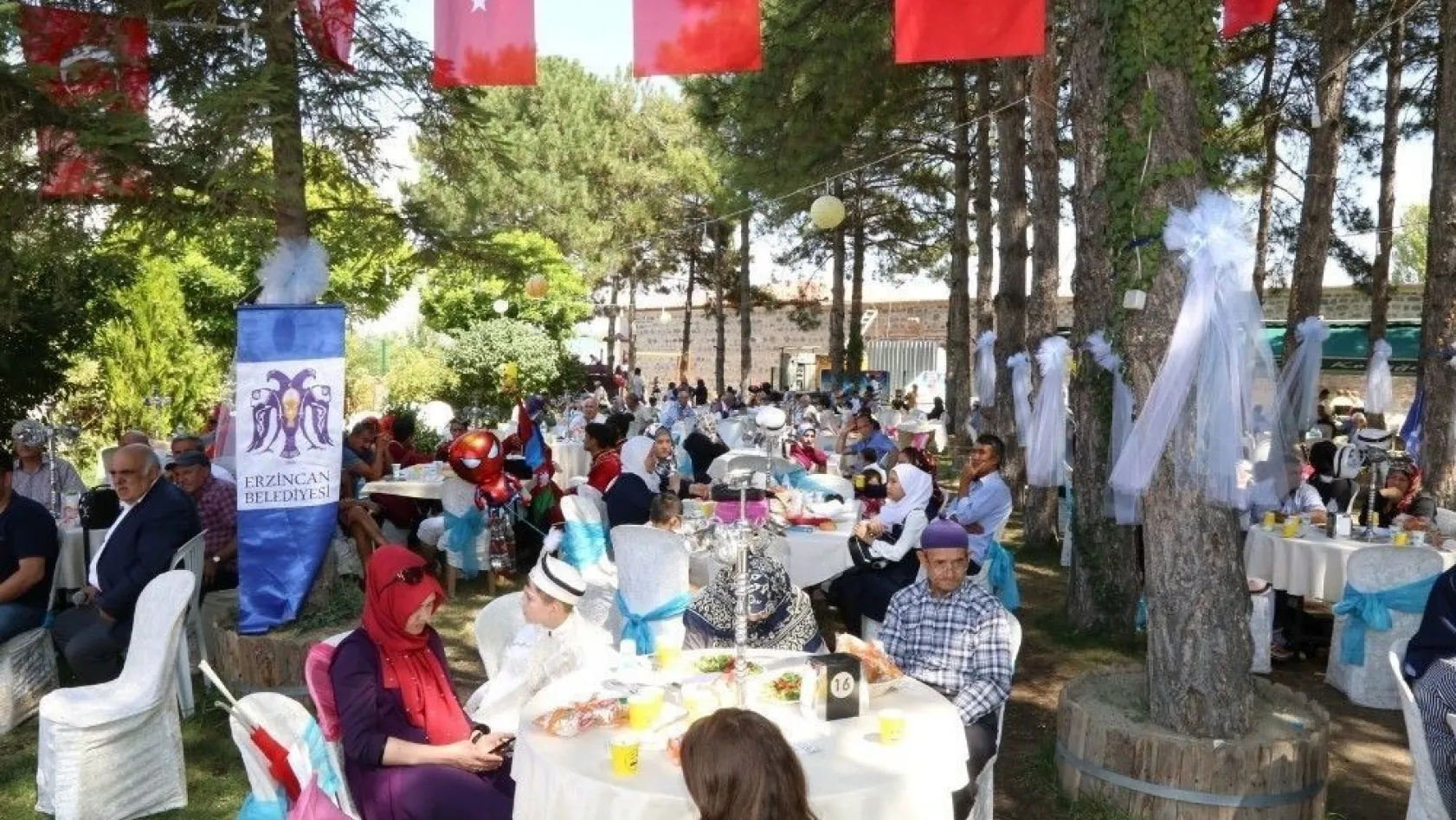 Erzincan Belediyesi 100 Çocuğa Sünnet Şöleni düzenledi
