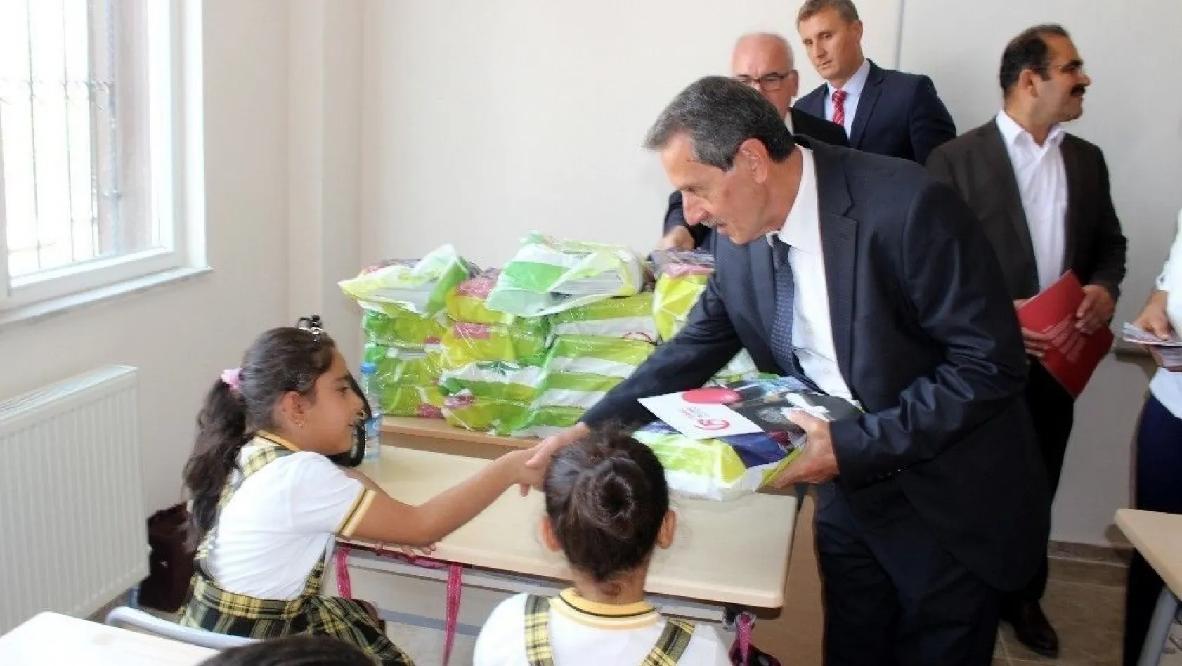 Adıyaman'da İlköğretim Haftası kutlama programı düzenlendi
