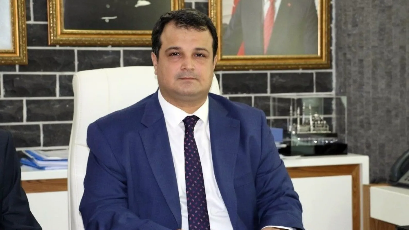 Sur Belediye Başkanı Özkan, Ermeni Kilisesine hırsızların dadandığı iddialarını yalanladı
