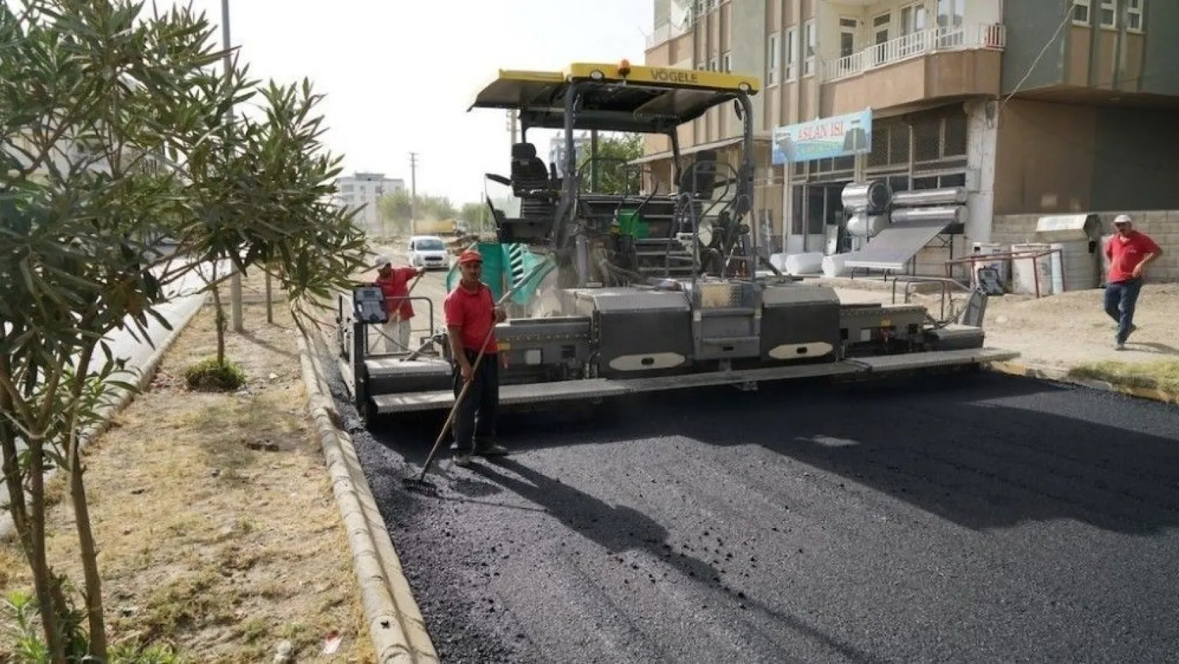 2. Çevreyolunda asfaltlama çalışmaları sürüyor
