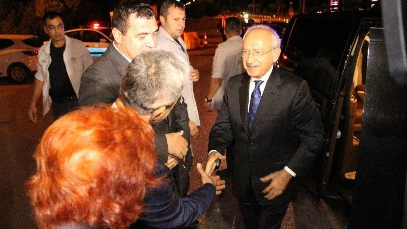Kılıçdaroğlu oğlunun yemin töreni için Sivas'a geldi
