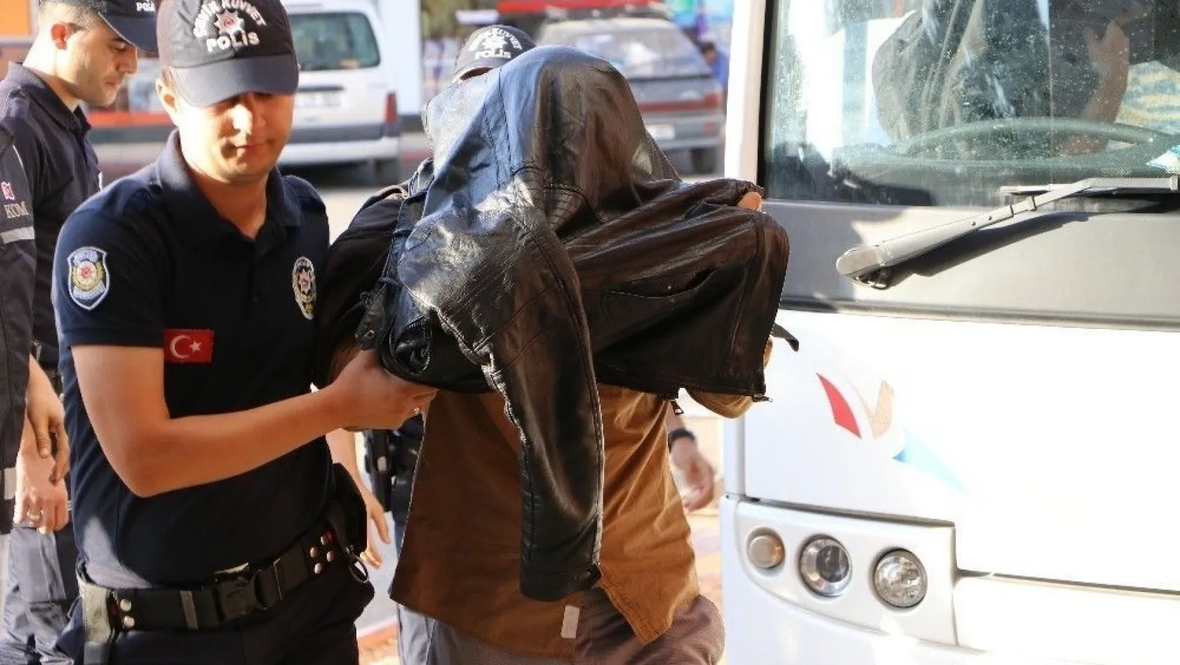 Kahramanmaraş'ta FETÖ'den 9 kişi tutuklandı
