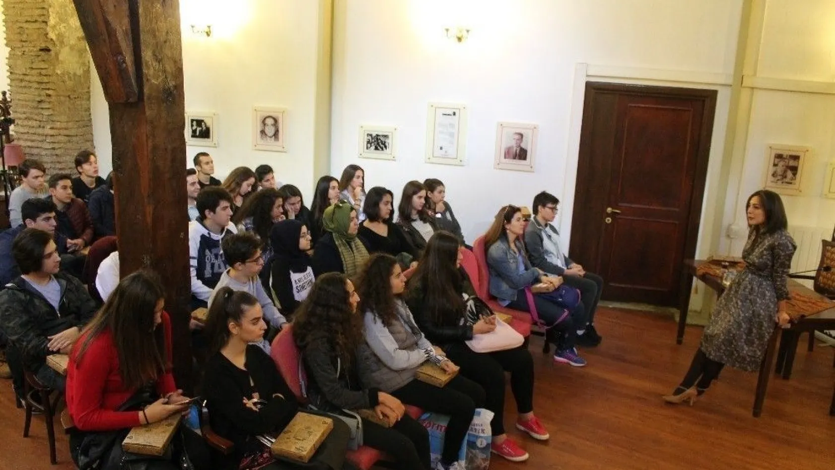 Arkadaşım Edebiyat, Diyarbakır'da gençlerle buluşacak
