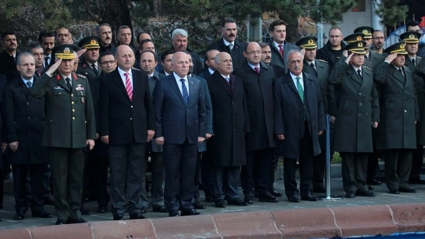 Atatürk Üniversitesinde 10 Kasım töreni düzenlendi
