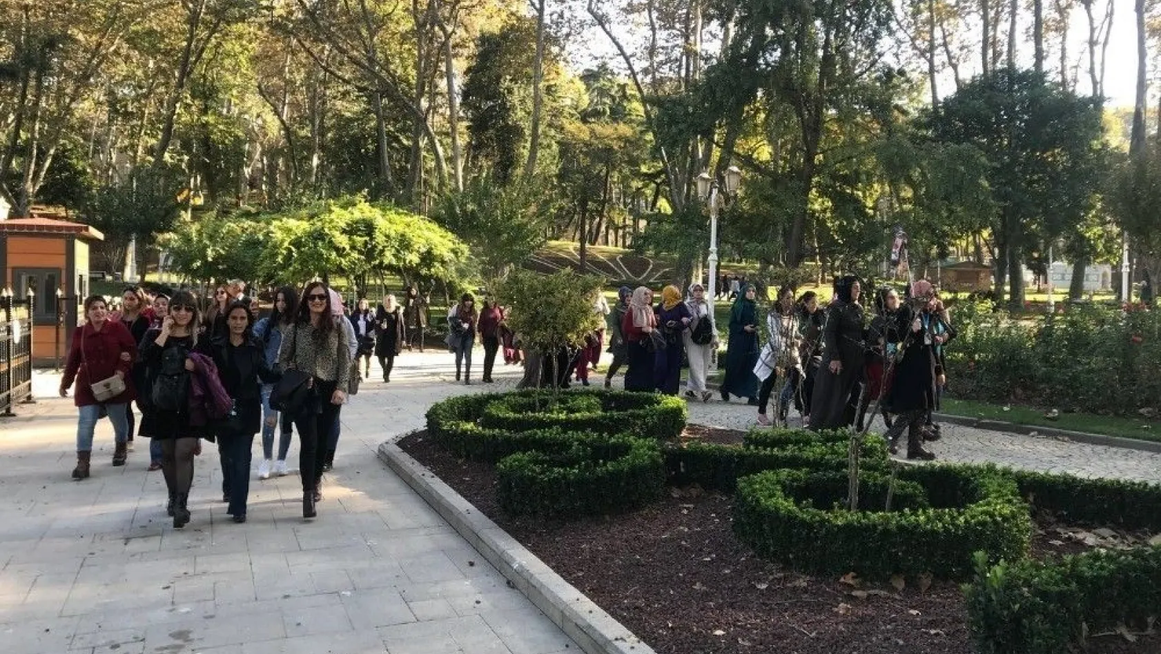 Kulp belediyesi ilçe kadınları için İstanbul gezisi düzenledi
