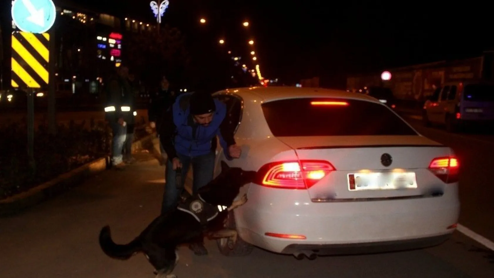 Erzurum polisinden gece yarısı 'huzur' uygulaması
