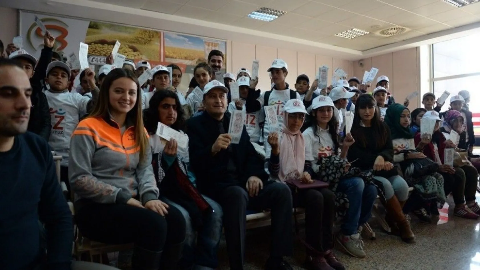 Erzurumlu öğrenciler Bursa'ya uğurlandı
