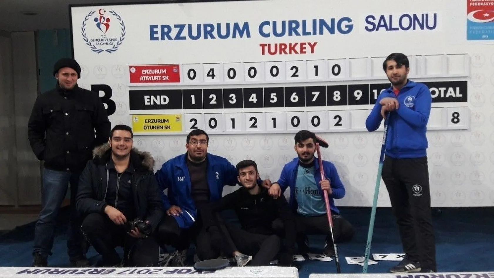 Güneş Vakfı Gençlik Kollarından Curling sporuna büyük ilgi
