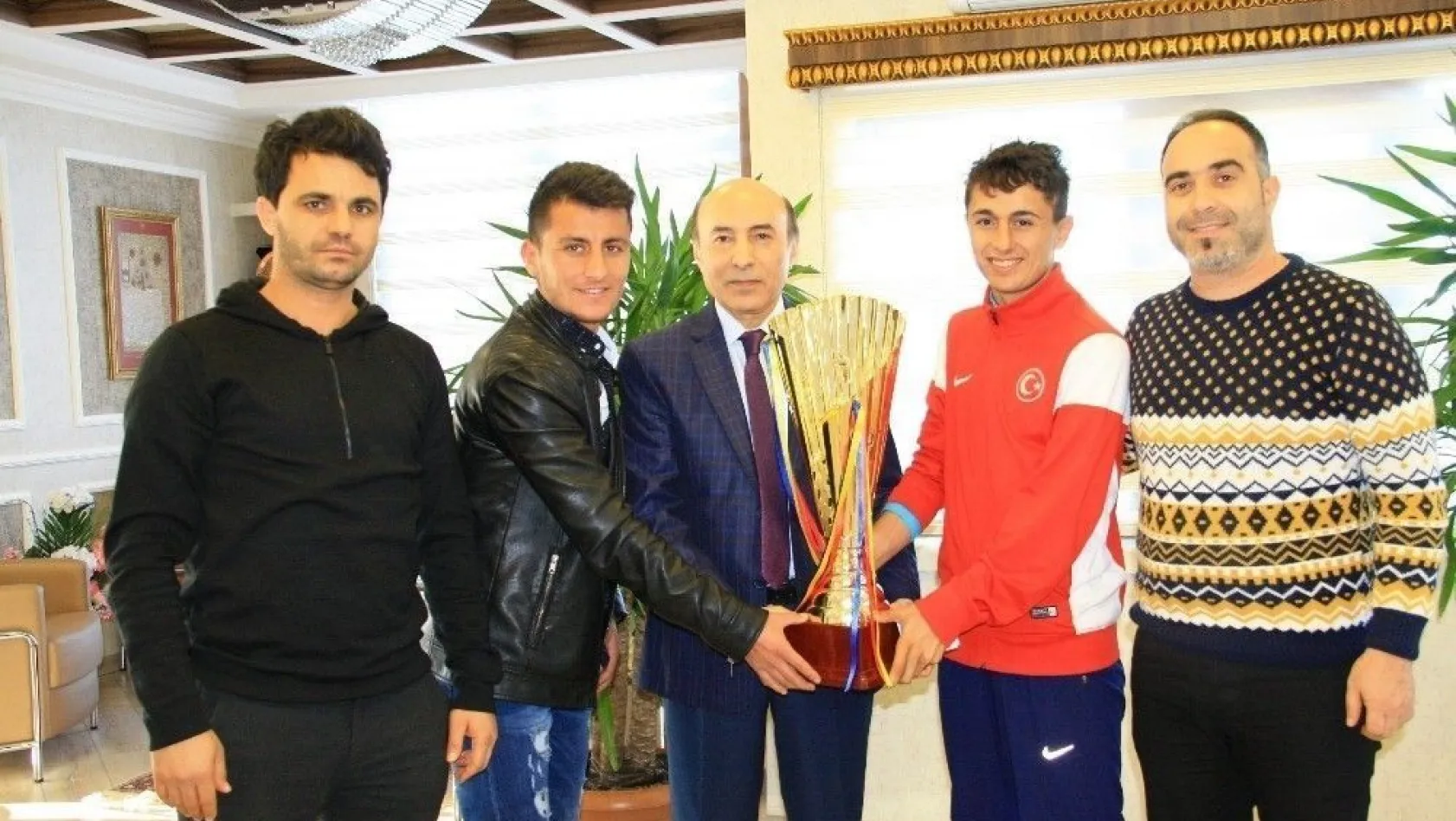 DÜ öğrencileri Türkiye şampiyonu oldu
