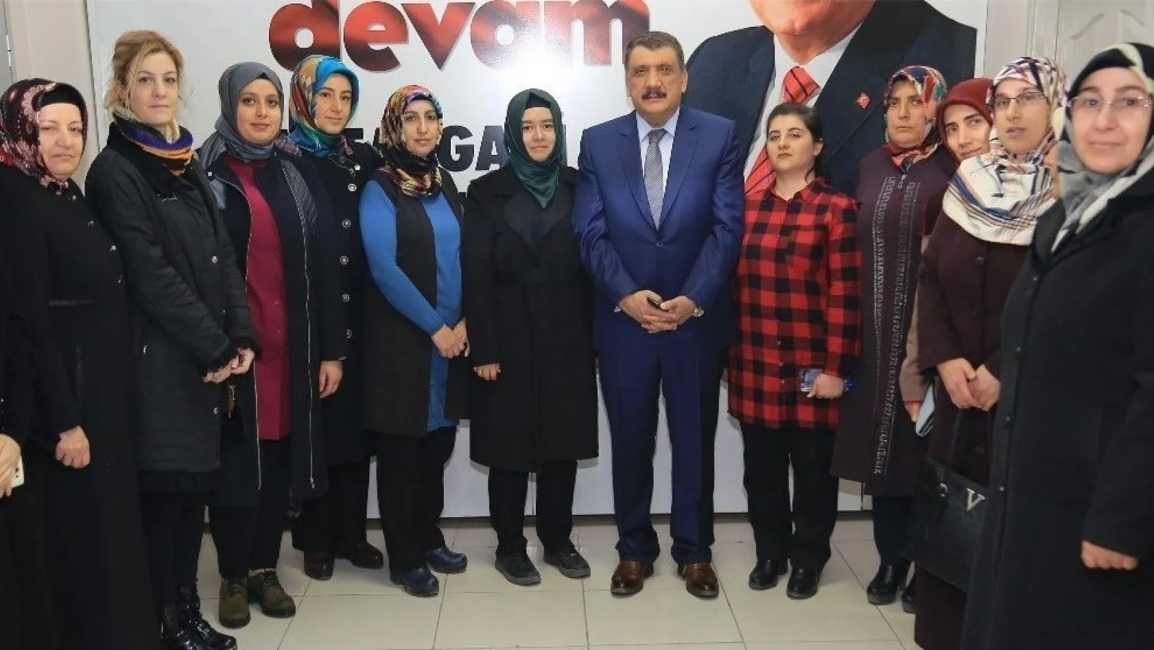 Belediye Başkanı Selahattin Gürkan'dan , Ebru İnanç'a ziyaret
