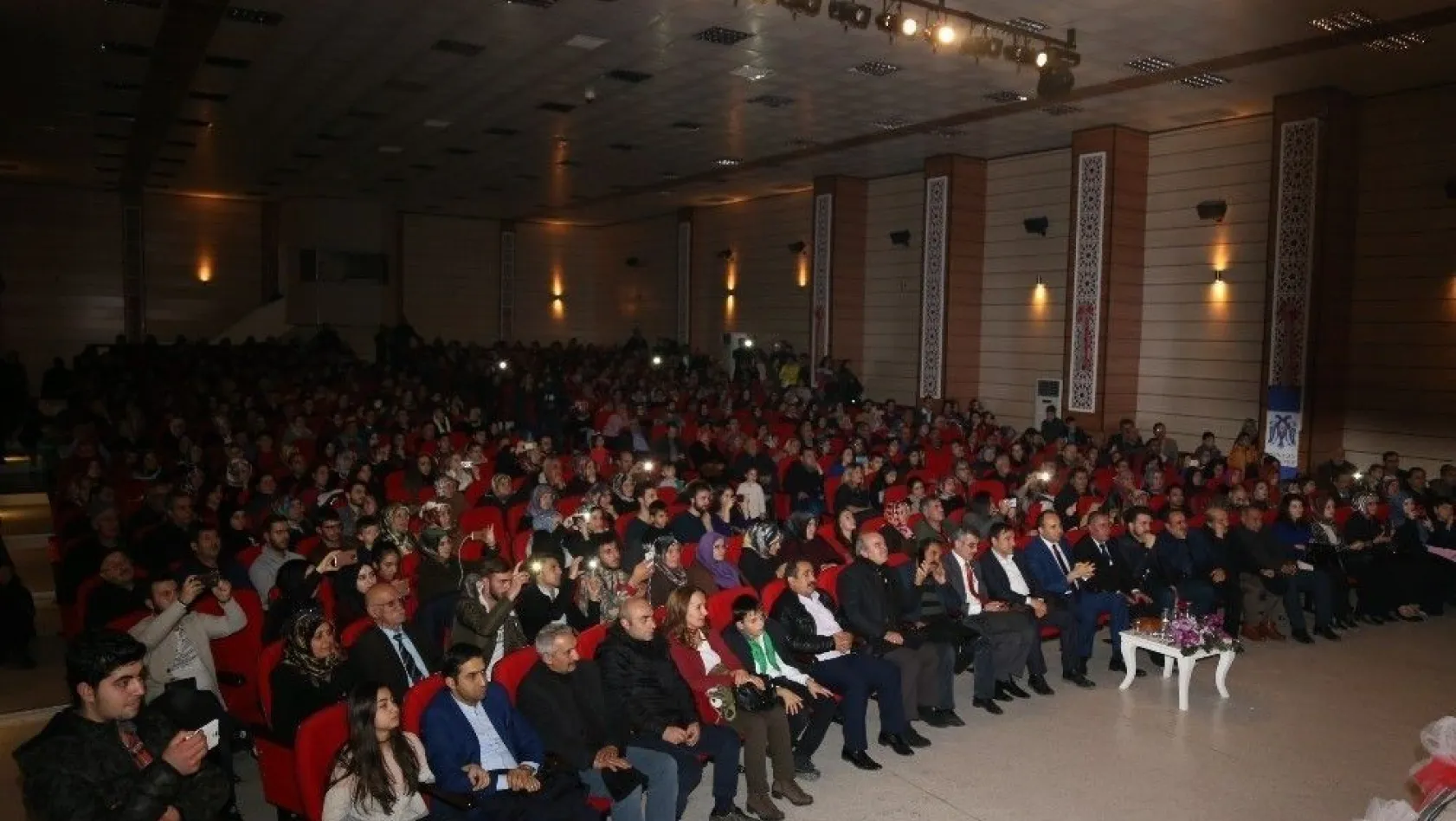 Erzincan Belediyesinden muhteşem konser
