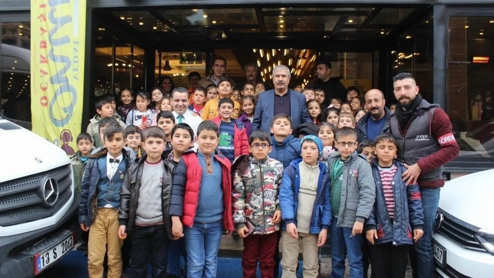 Bitlisli 65 öğrenci Diyarbakır'ı gezdi
