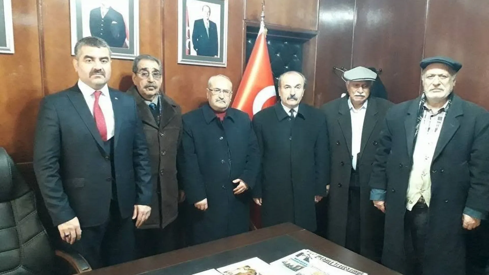 Emekliler Başkan Avşar'dan TOKİ evleri için yardım istedi
