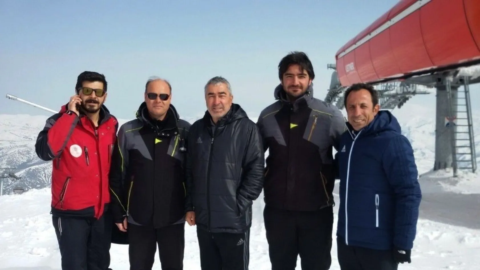 Aybaba, Yıldız Dağı Kayak Merkezi'ni gezdi
