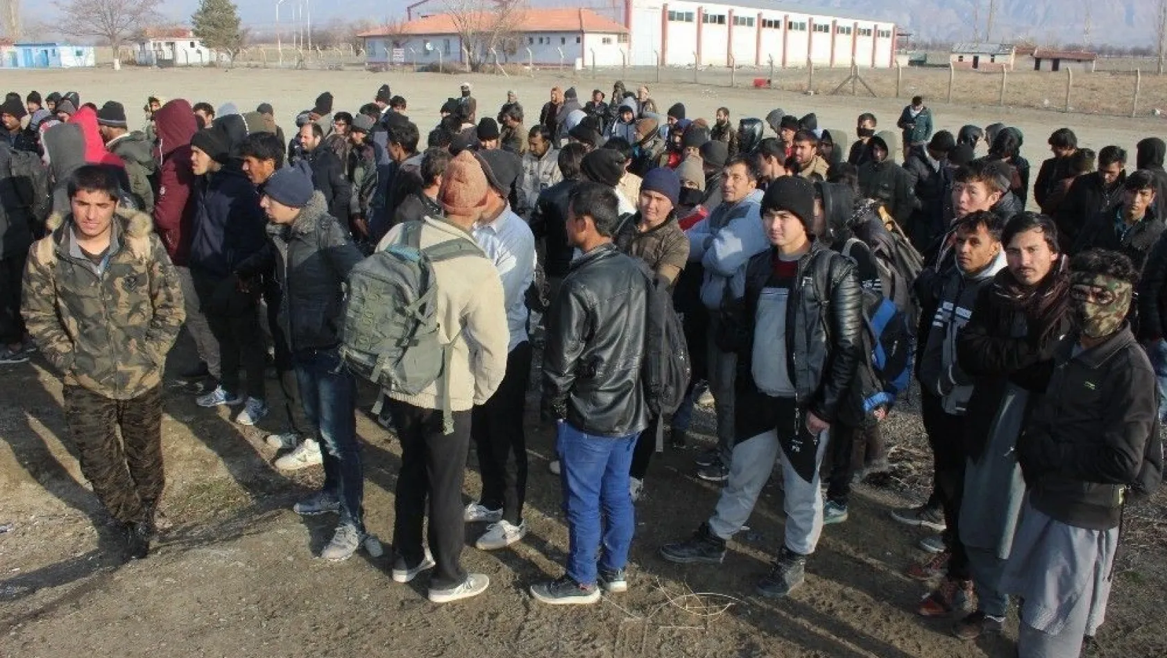 Erzincan'da 178 kaçak göçmen yakalandı
