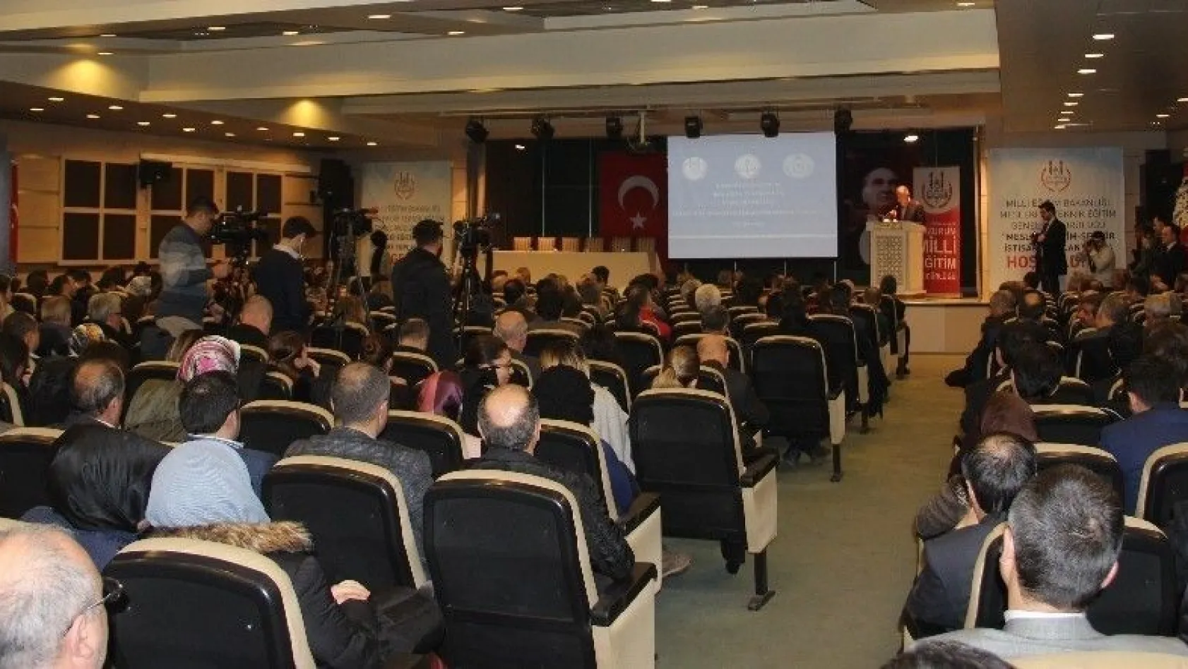 Milletvekili Ilıcalı: 'Yerli otomobilin şarj üniteleri Erzurum'da üretilecek'
