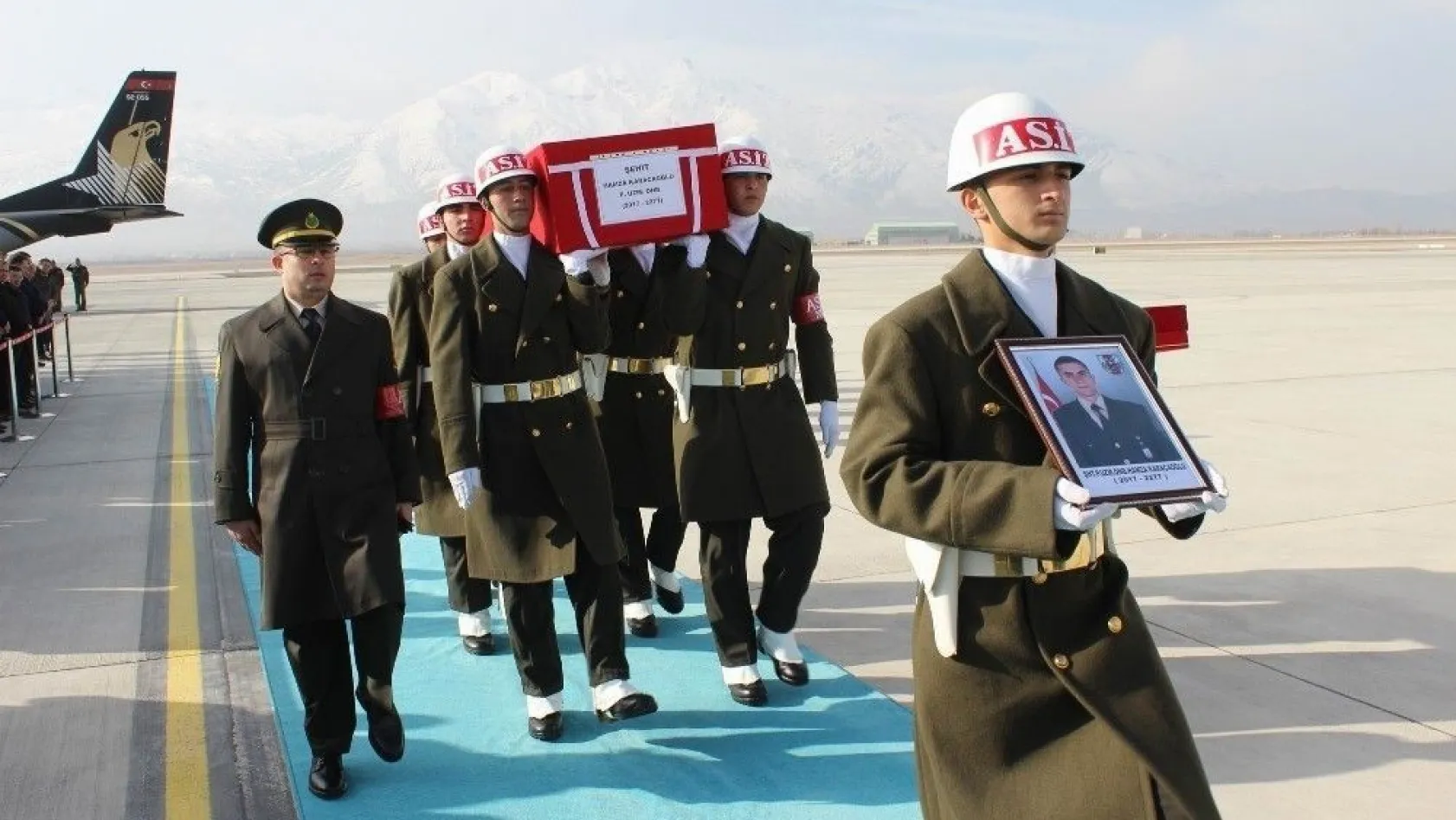 Giresunlu Afrin şehidinin cenazesi Erzincan'a getirildi
