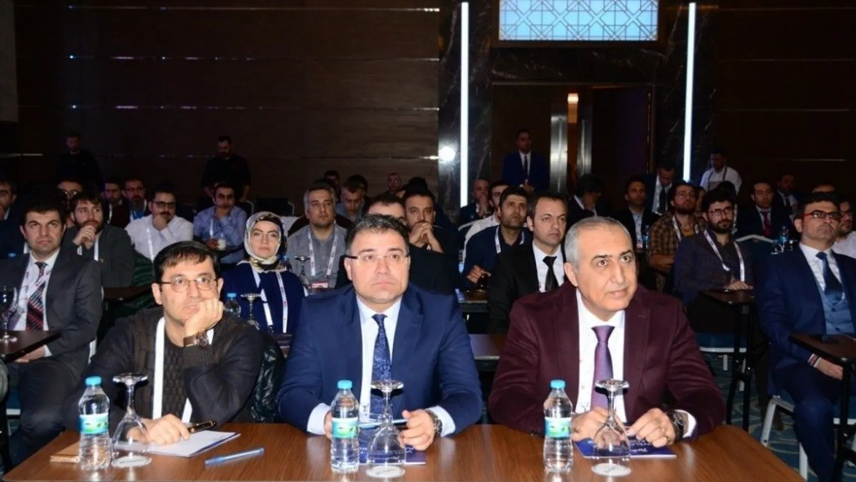 Kardiyologlar Diyarbakır'da bir araya geldi
