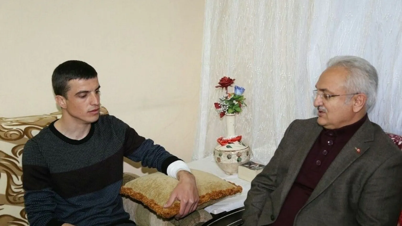 Afrin'de yaralanan Uzman Çavuş memleketi Erzincan'a geldi
