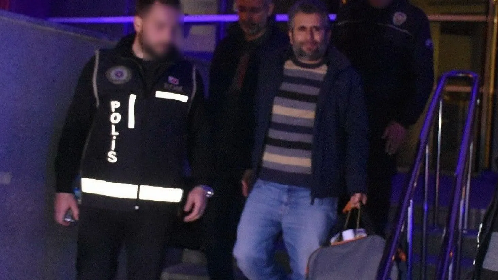 Gülen'in videosunu izlerken yakalanan doktorlar tutuklandı
