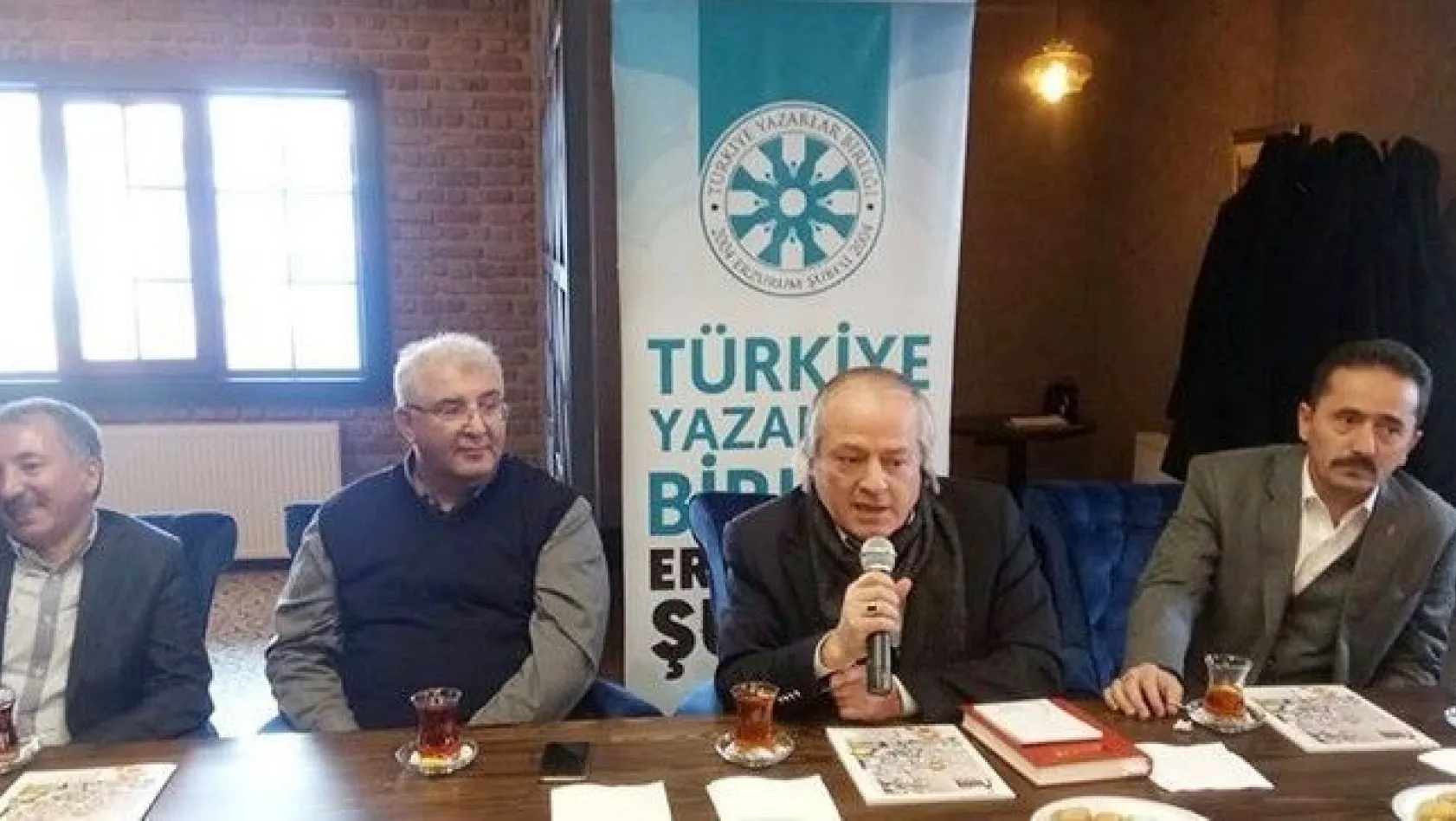 TYB Erzurum Şubesi'nin Edebiyat dergisi Hüma tanıtıldı
