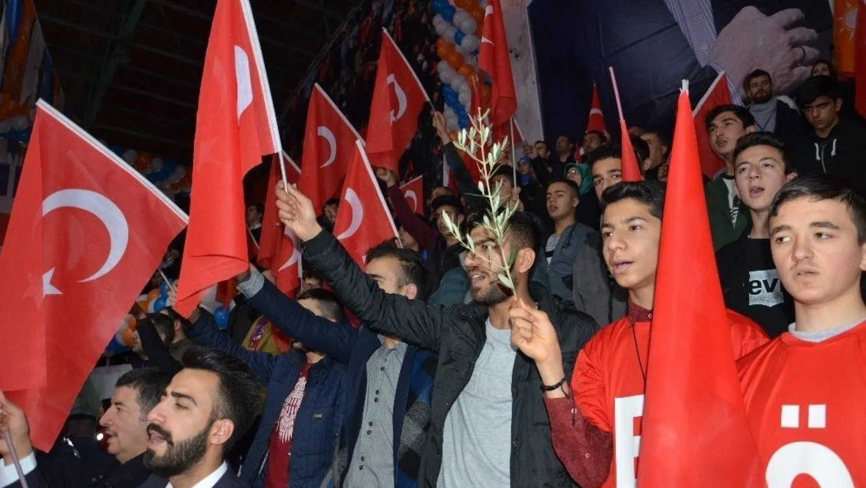 Başbakan Yıldırım'dan Cumhur İttifakı'na ahlaksız teklif diyen CHP'ye sert cevap
