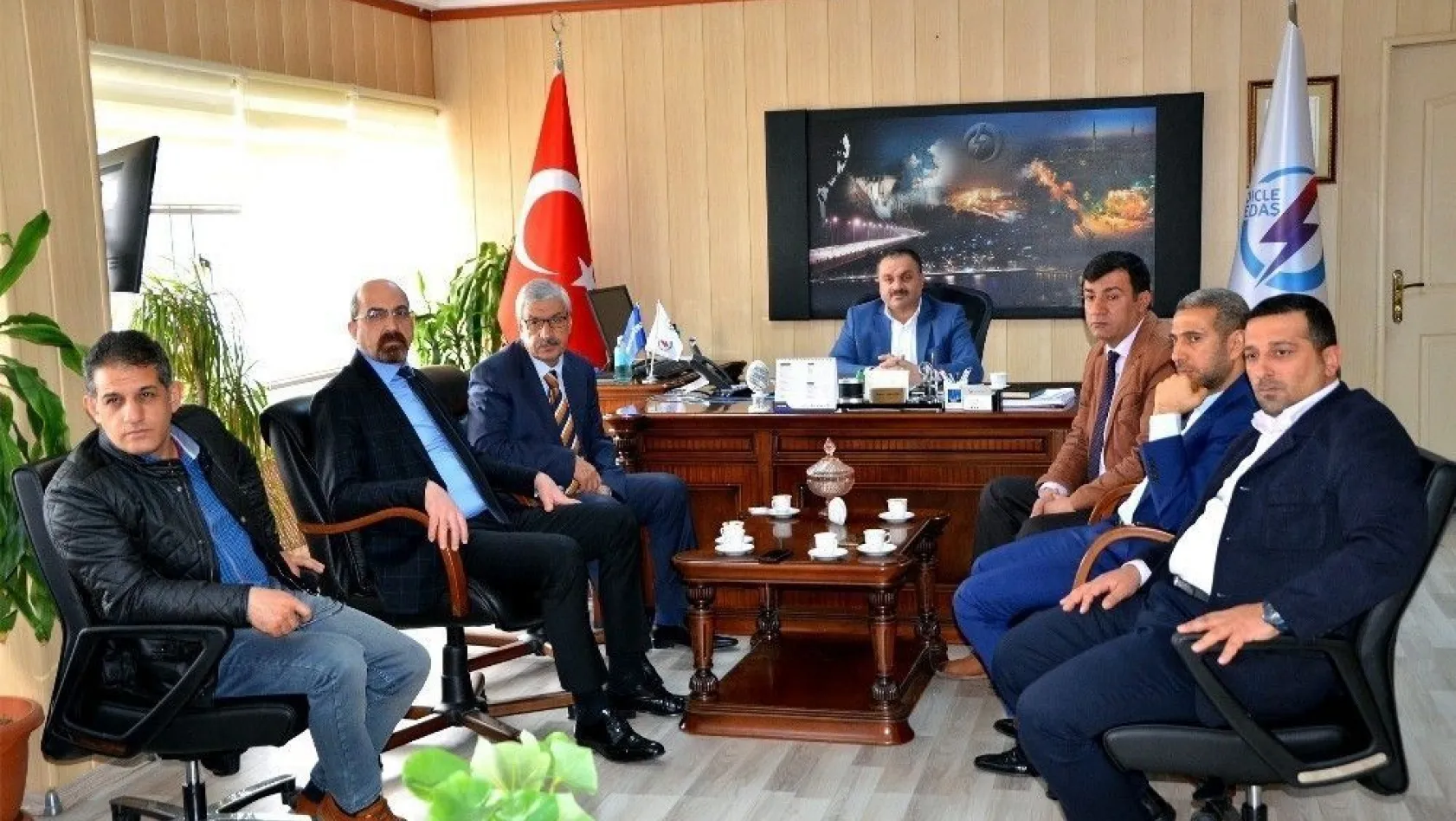 Diyarbakır Yerel Medya Derneği'nden Dicle Elektrik'e ziyaret
