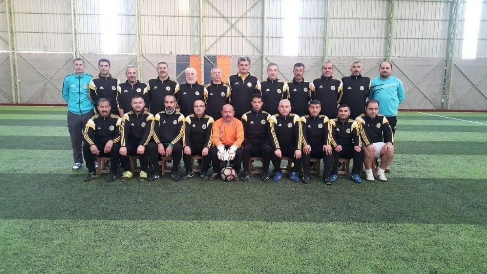 Masterler Futbol Takımı Kıbrıs yolcusu
