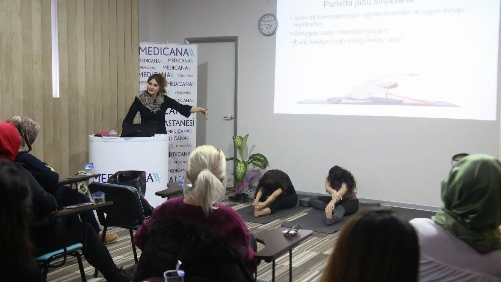 Medicana Sivas Hastanesi'nden gebelikte yoga semineri
