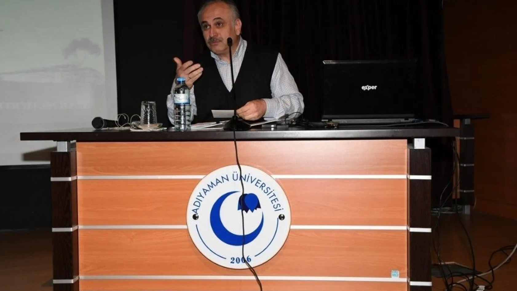 Prof. Dr. Fazlıoğlu: 'İbn-i Haldun geleceğe ışık tutmuştur'
