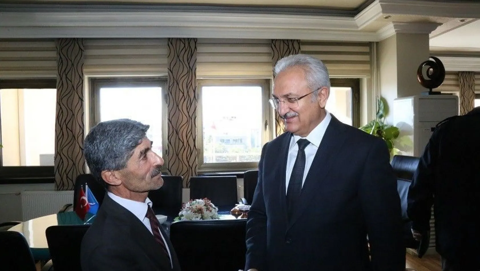 İzzet Paşa Mahallesi sakinlerinden Başkan Başsoy'a ziyaret
