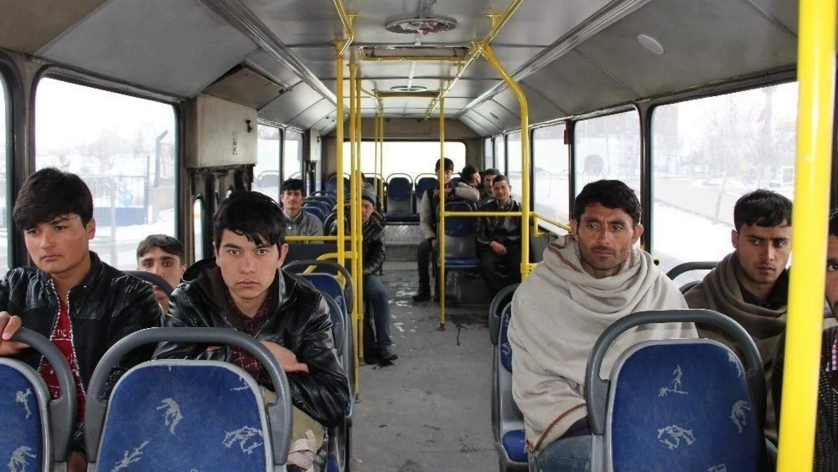 Erzurum'da 2 günde 300 kaçak göçmen yakalandı
